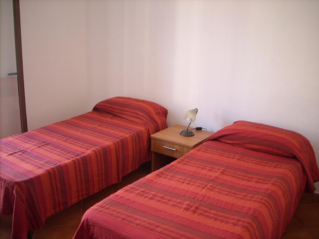 Yellon House Apartment Santa Maria Navarrese Room photo