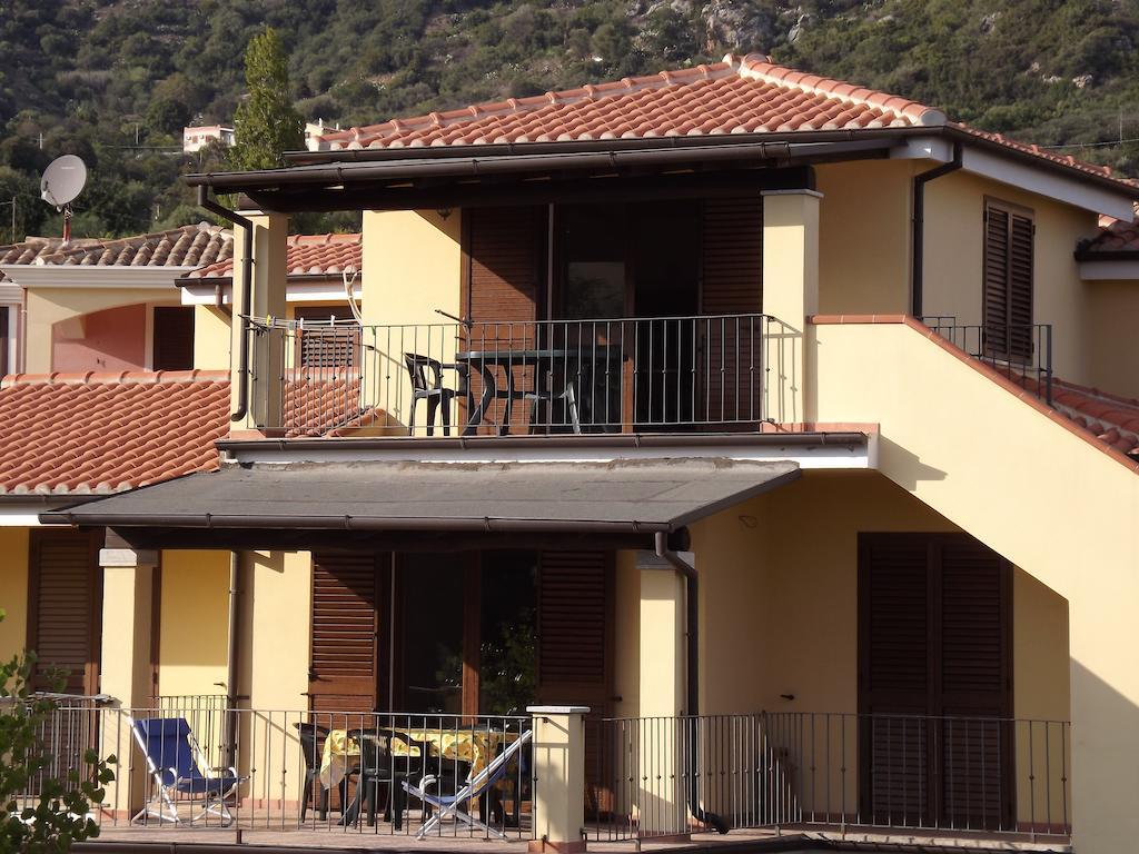 Yellon House Apartment Santa Maria Navarrese Exterior photo