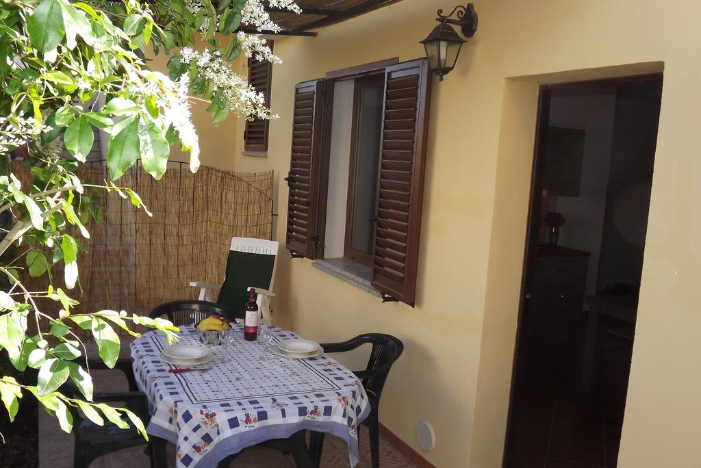 Yellon House Apartment Santa Maria Navarrese Exterior photo
