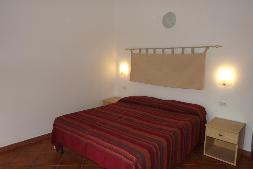 Yellon House Apartment Santa Maria Navarrese Exterior photo