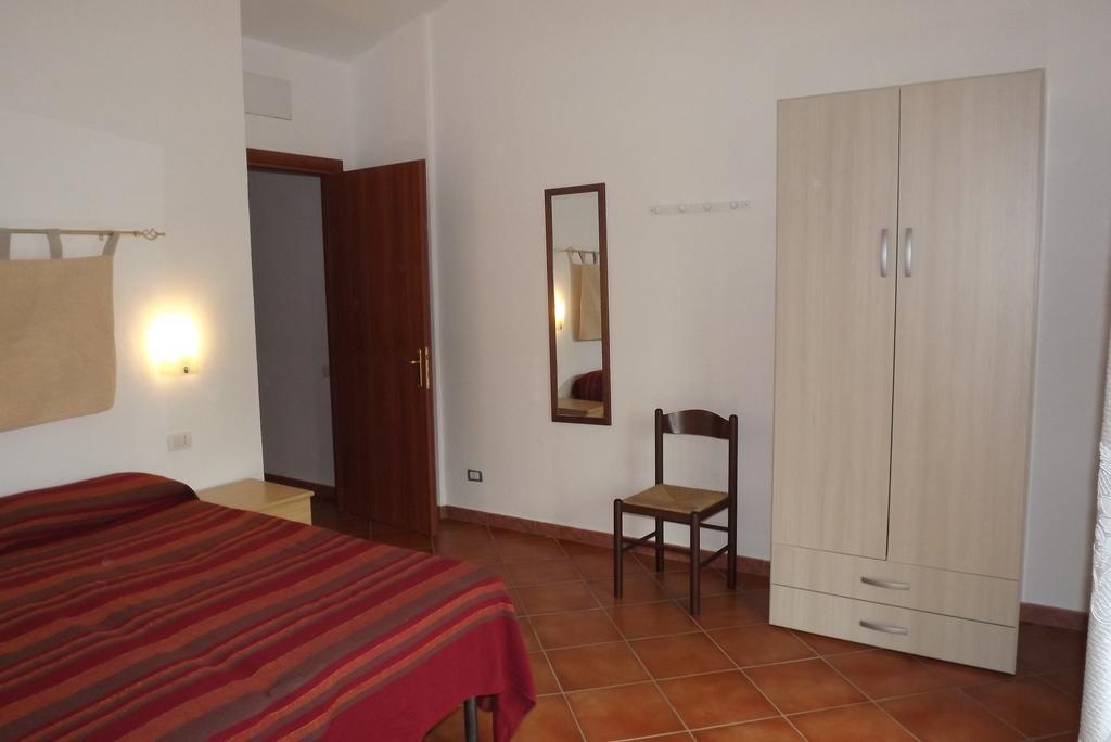 Yellon House Apartment Santa Maria Navarrese Exterior photo