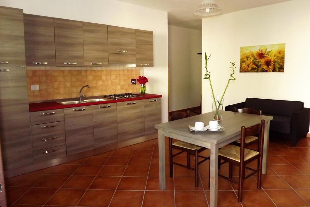 Yellon House Apartment Santa Maria Navarrese Exterior photo